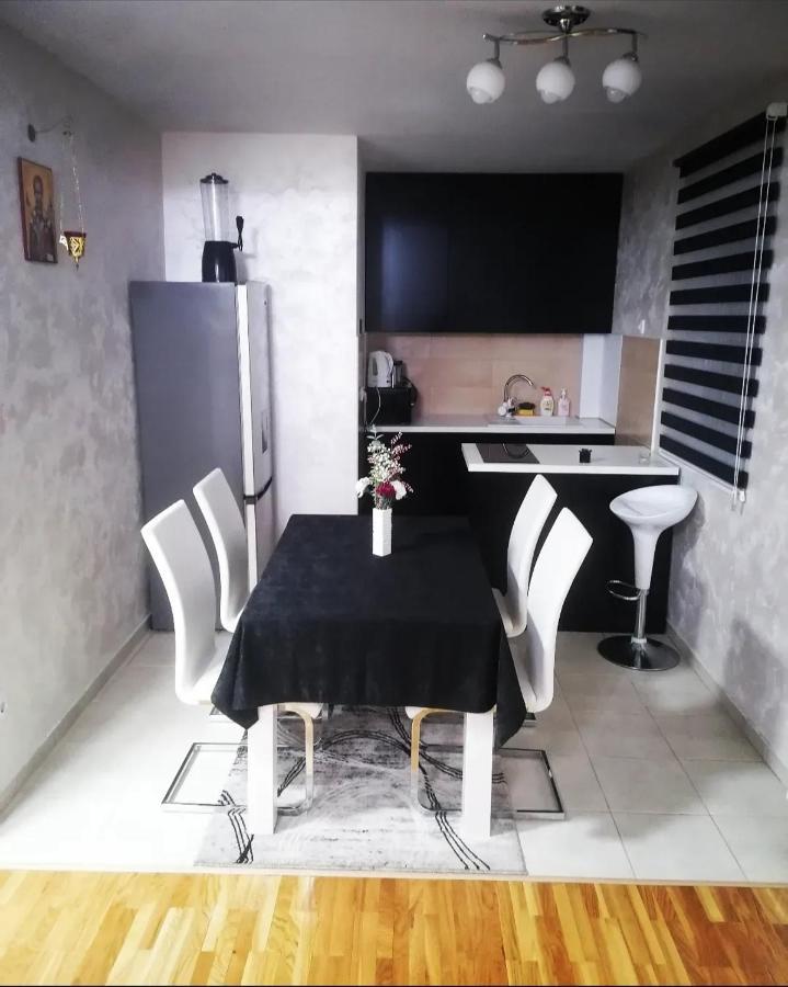 Nenadovic Apartman Obrenovac (Belgrade) Exterior foto