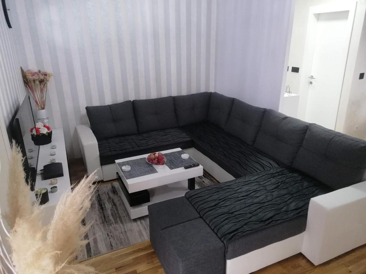 Nenadovic Apartman Obrenovac (Belgrade) Exterior foto